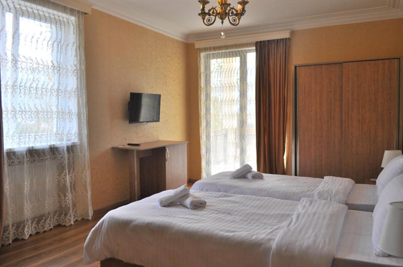 Hotel Dany Tiflis Dış mekan fotoğraf