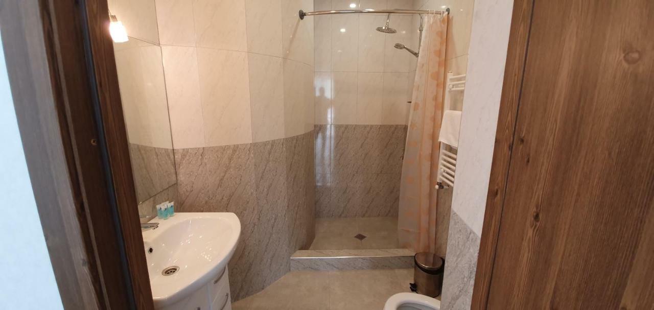 Hotel Dany Tiflis Dış mekan fotoğraf