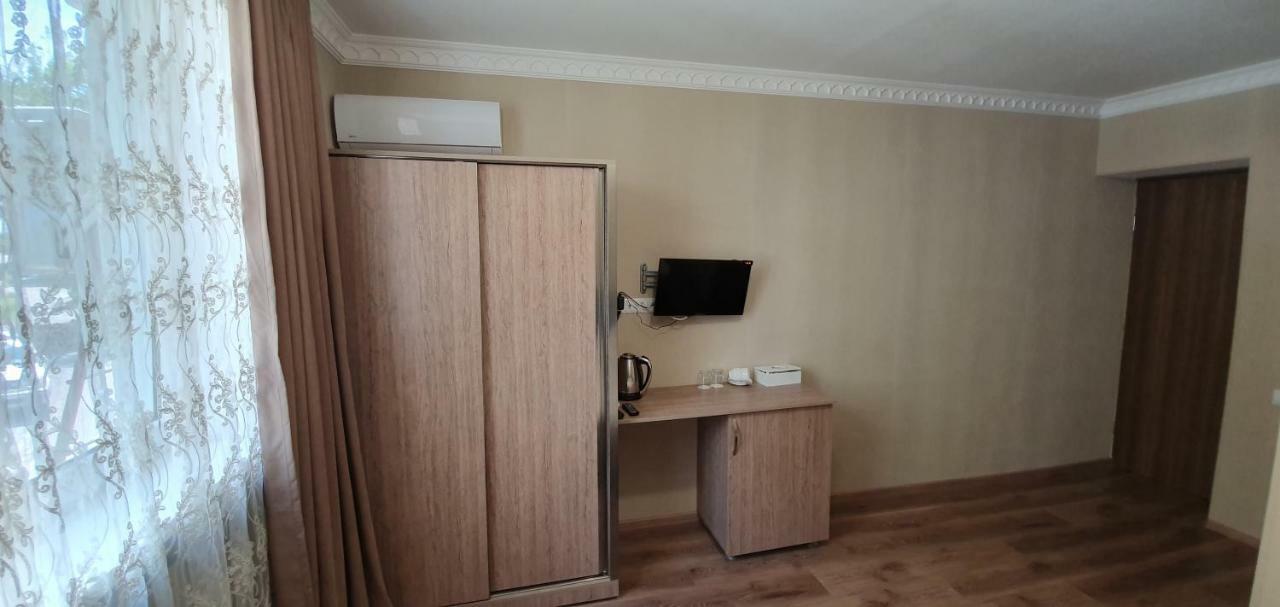 Hotel Dany Tiflis Dış mekan fotoğraf